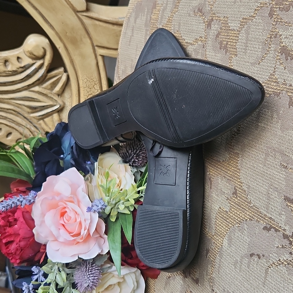 Bcbgeneration Flats - image 5